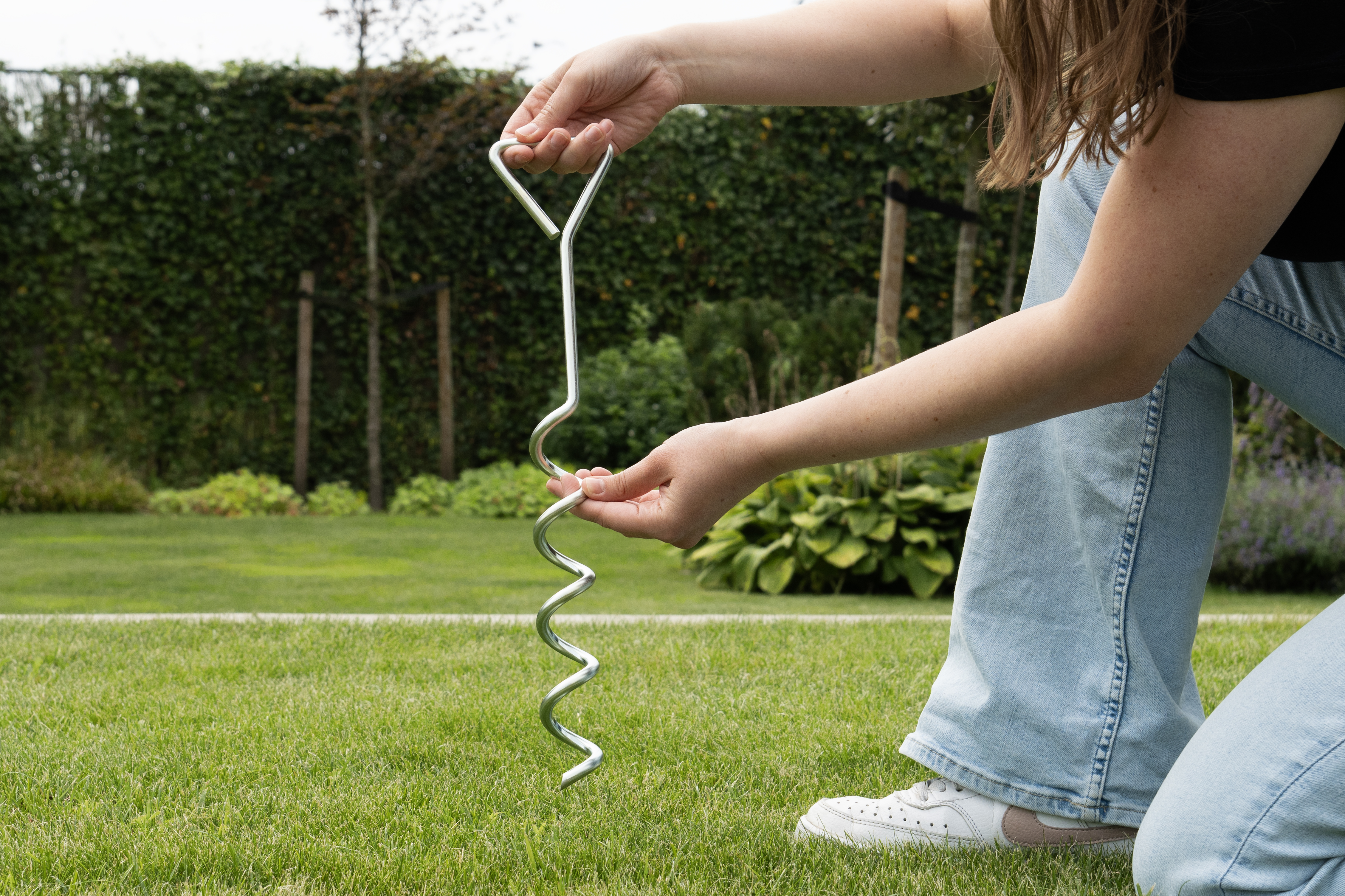Trampolin & Spielgeräte bei Unwetter sichern: So geht’s richtig - Ratgeber spiel-preis.de Trampolin & Spielgeräte bei Unwetter sichern: So geht’s richtig - Ratgeber spiel-preis.de