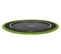 Passione - Trampolino Di Salto Immagine Stock - Immagine di infanzia