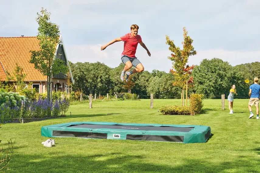 Premium Ground Sports   366 cm x 244 cm